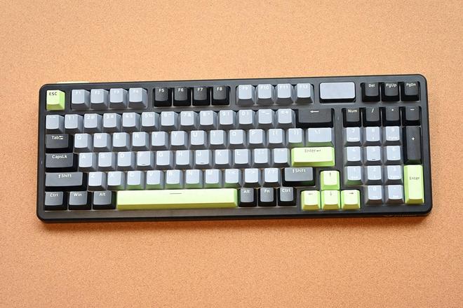 雷柏V700 DIY-98机械键盘!j9九游会网站入口你绝对不能错过的(图4) 雷柏V700 DIY-98机械键盘!j9九游会网站入口你绝对不能错过的(图4)